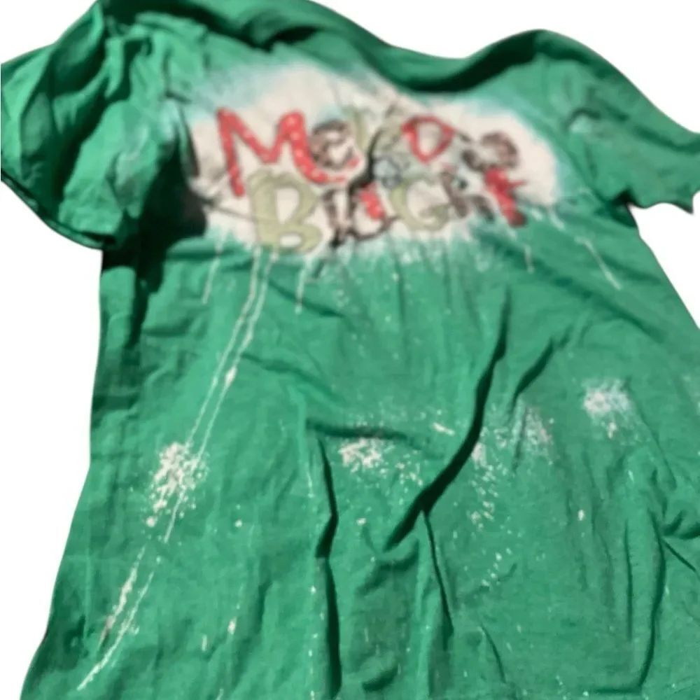 Merry And Bright Green Graphic ladies T-Shirt with Colorful Text sz med